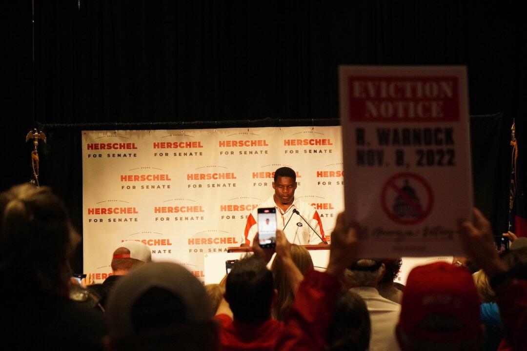 Herschel Walker Fans Rally on Football Game Day