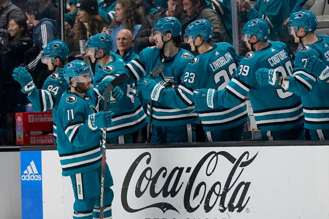 Henrique Lifts Ducks to 5–4 Win Over Sharks in Shootout