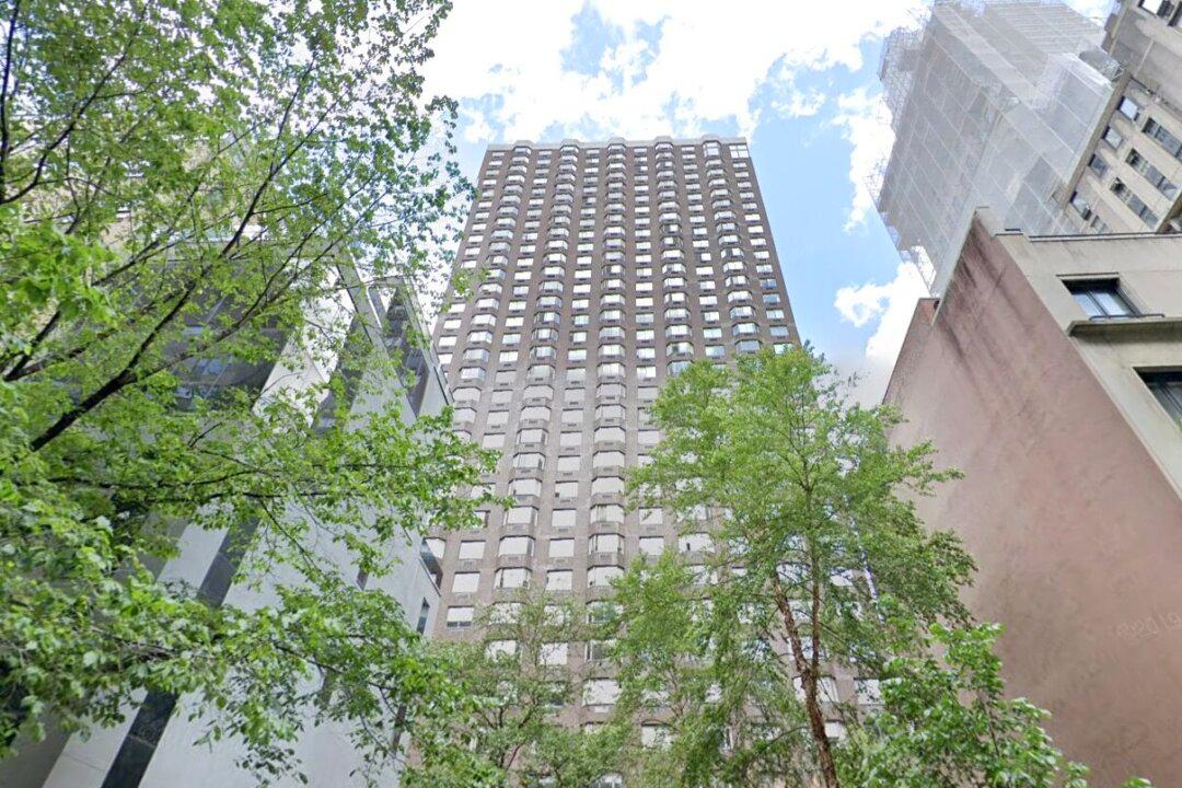 Officials: New York Fire Caused by Lithium Battery Injures 38