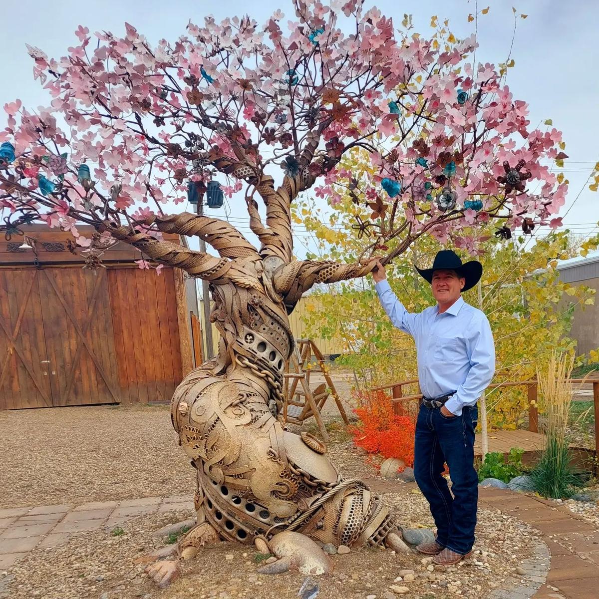 "Tree of Life" by John Lopez. (Courtesy of <a href="https://www.instagram.com/johnlopezstudio/">John Lopez</a>)