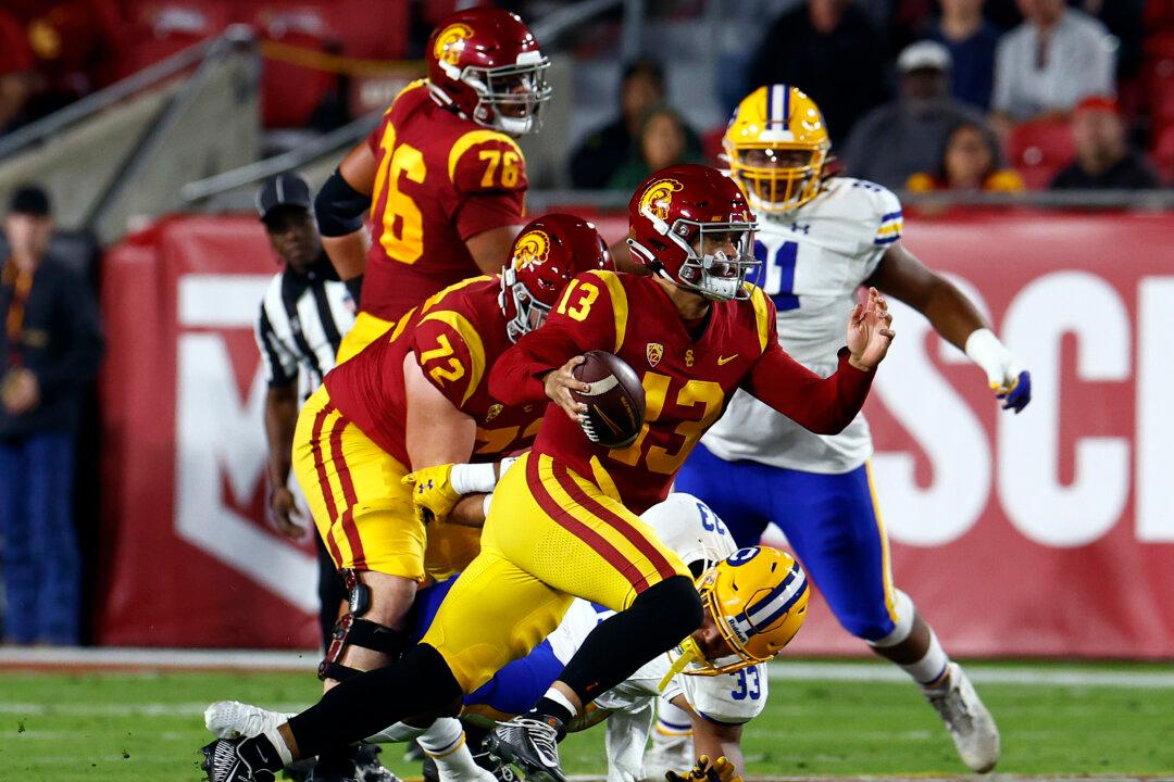 No. 9 USC Fends Off Cal Behind Caleb Williams’ 5 TDs