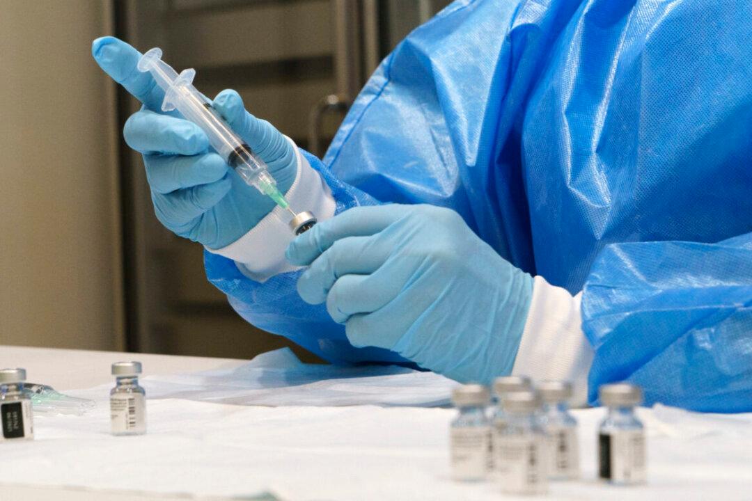 Feds Paid Almost $2.8 Million to Vaccine-Injured Canadians Since June 2021