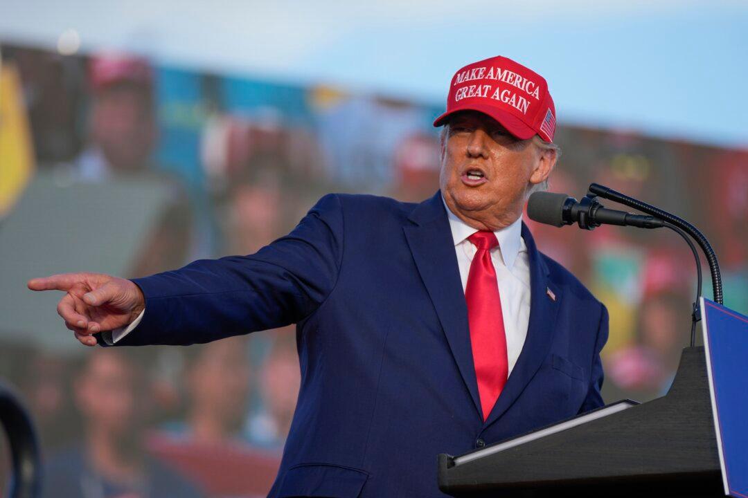 Trump Alleges Voter Fraud in Arizona Senate Race, Demands Do-Over