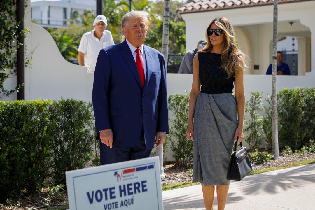 Trump: Reports Suggesting He’s ‘Angry’ at Wife Melania Over Midterm Results Are ‘Fake’
