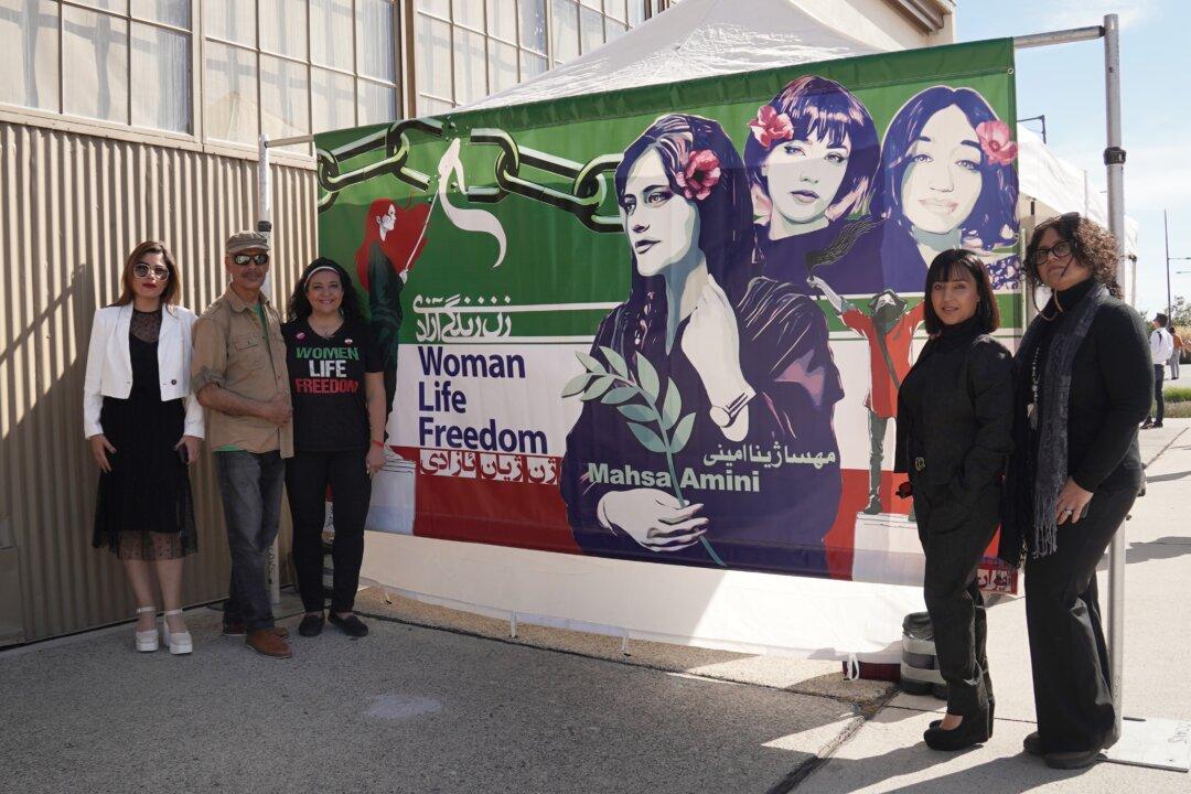 Irvine Art Exhibit Latest in Iranian Protests