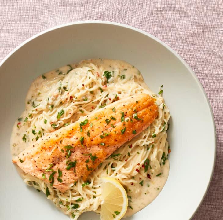 Lemon-Garlic Pasta With Steelhead Trout Is a One-Pan MVP
