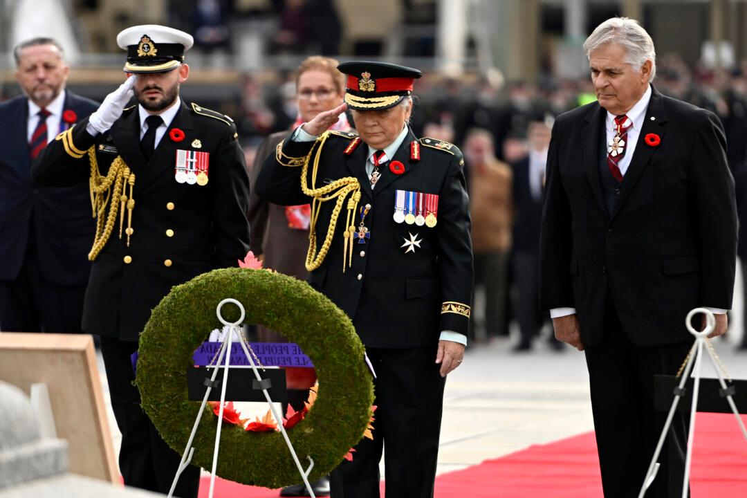 Governor General Urges Young Canadians to Learn from Veterans’ Sacrifices at National Remembrance Day Ceremony