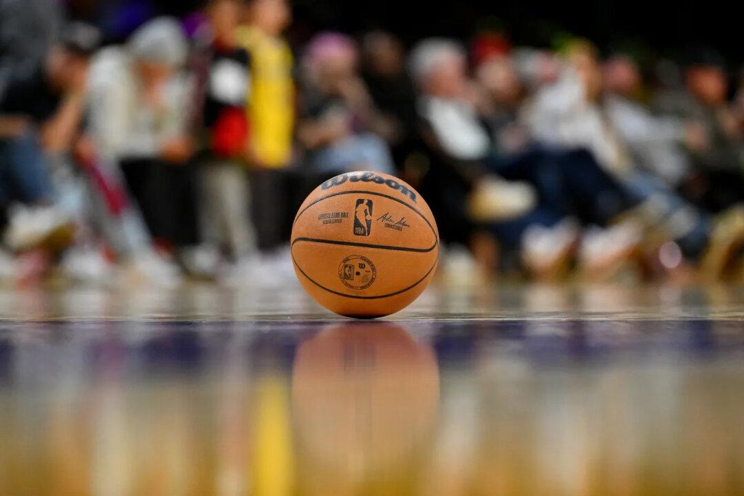 Longtime Sports Broadcaster Fred Hickman Dies at 66