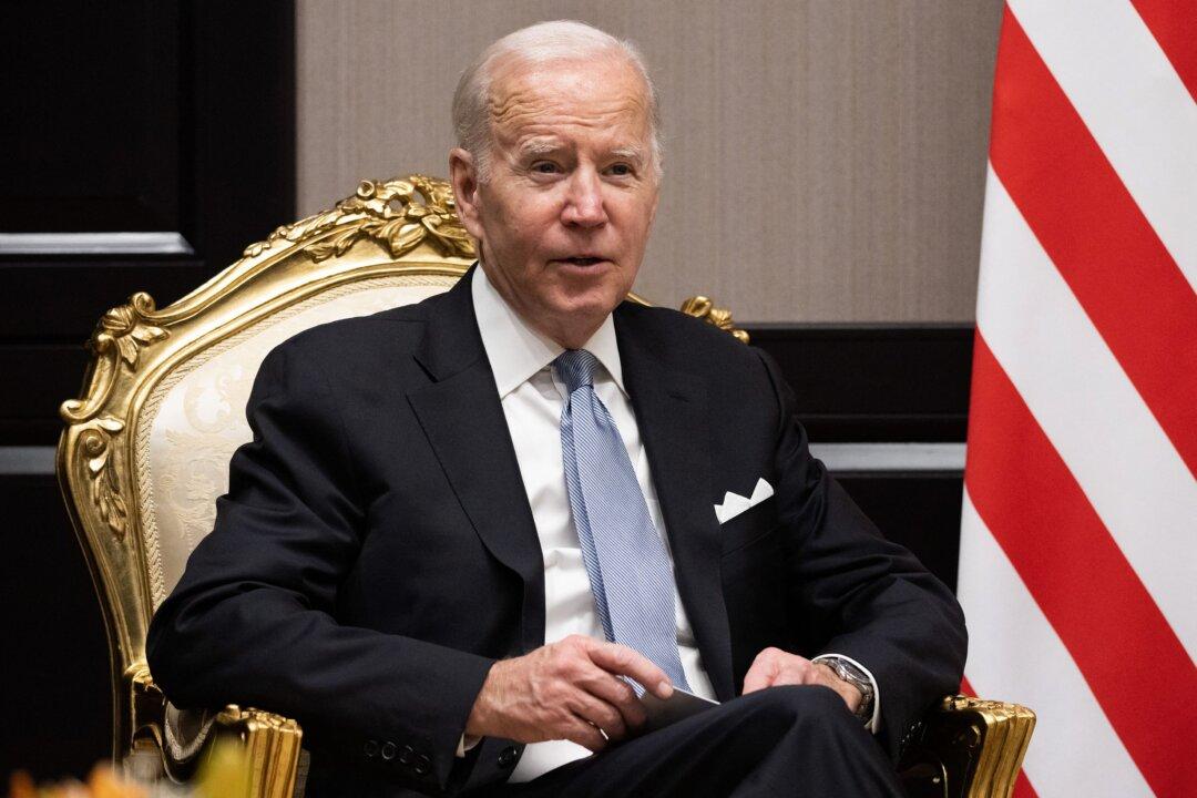 Biden Administration Stops Accepting Applications for Student Loan Forgiveness Program