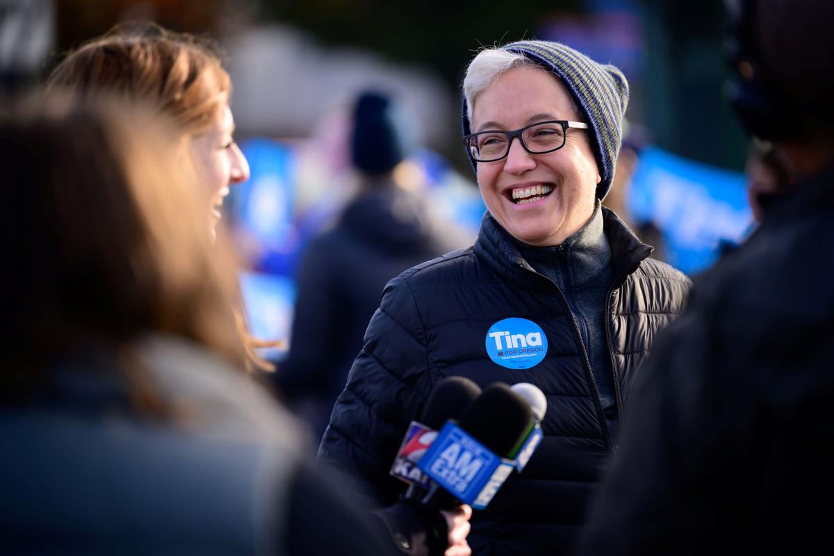 Oregon Governor Wants Authority Over State’s Public Defender Agency