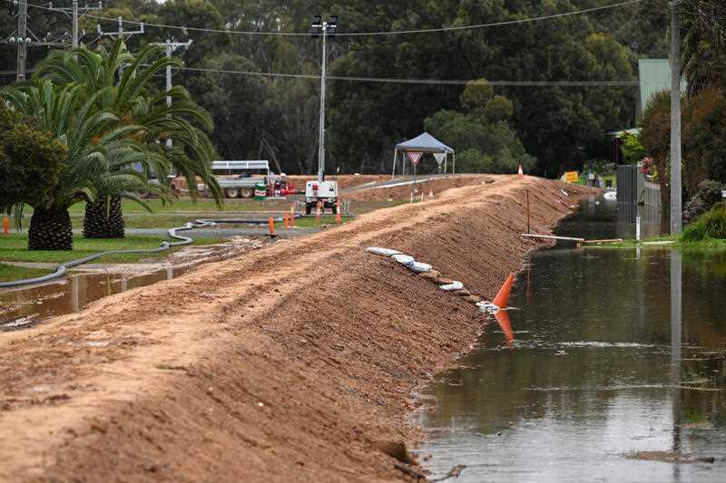Plans to Relocate Controversial Flood Levee in South-East Australian Town