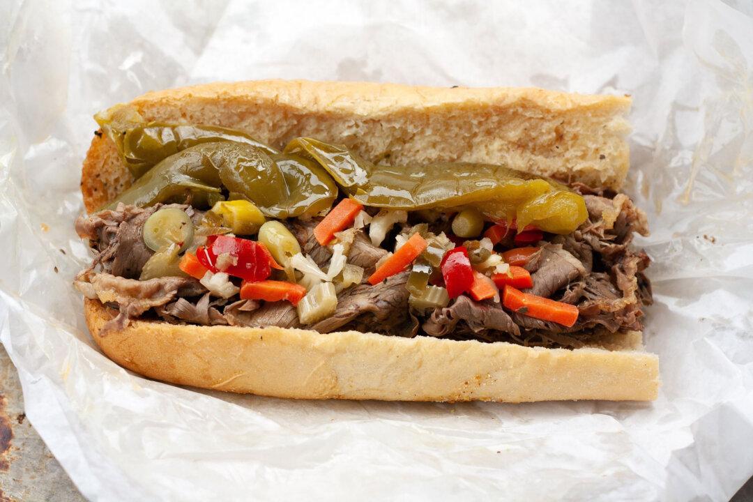 The Ultimate Guide to Chicago’s Italian Beef