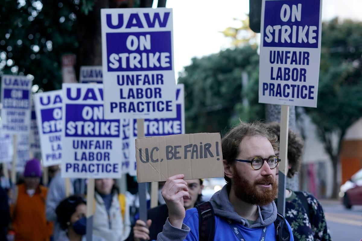 Researchers and Student Employees Strike at UC Campuses