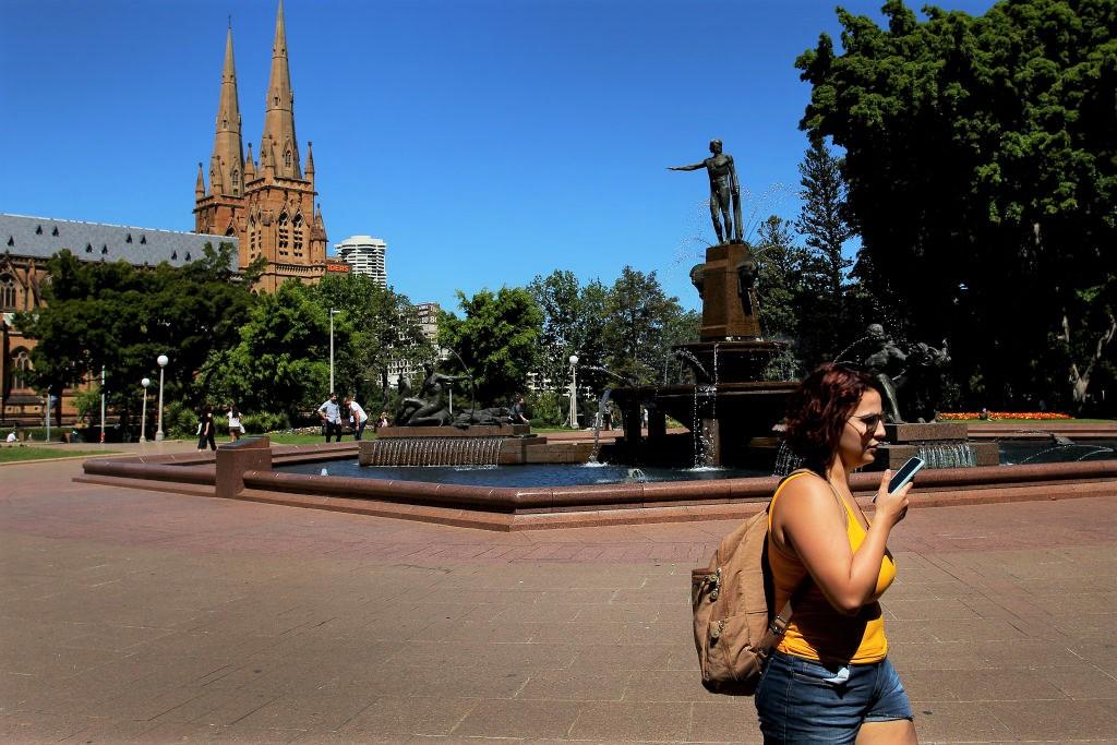 Australian Police Received One Million Tip-Offs on COVID Rule-Breakers During Pandemic: Study