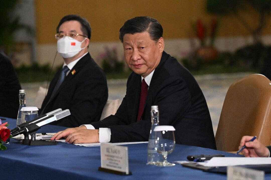 What Happens If China’s Economy Collapses?