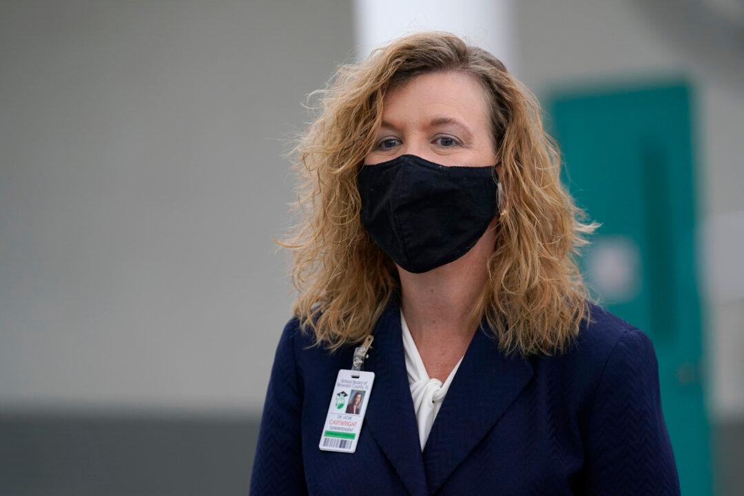 Board Fires Schools Chief After Parkland Shooting Report