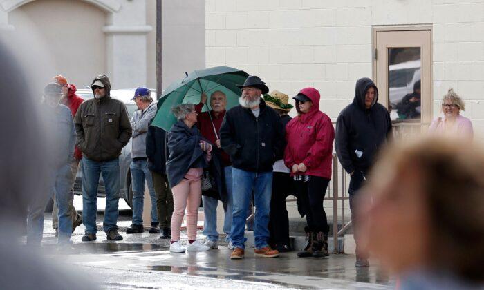 Nebraska, Nevada Minimum Wage Measures Adopted; Voters have OK'd 23 Straight Since 1998