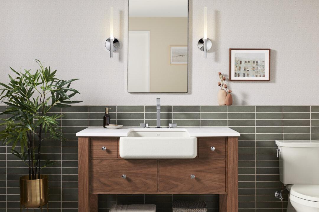 Kitchen and Bath Fixtures With Versatile Install Options