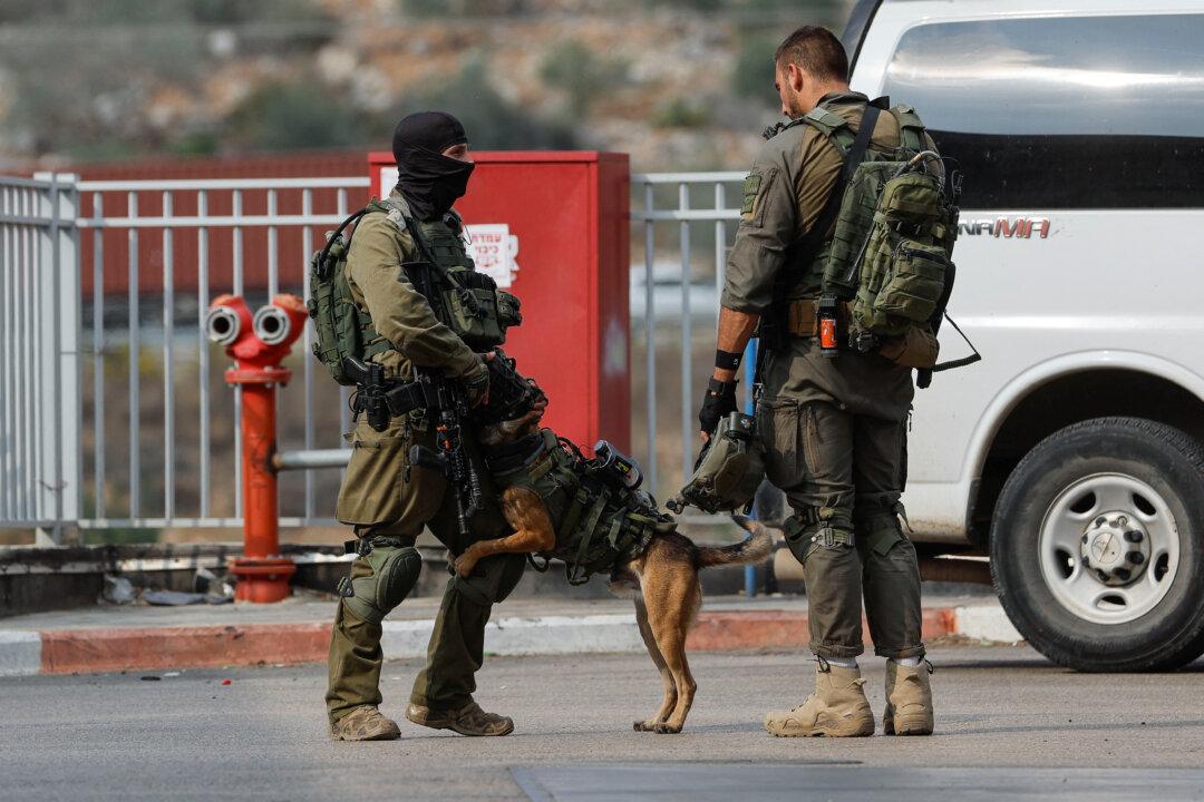Palestinian Kills 3 Israelis in West Bank