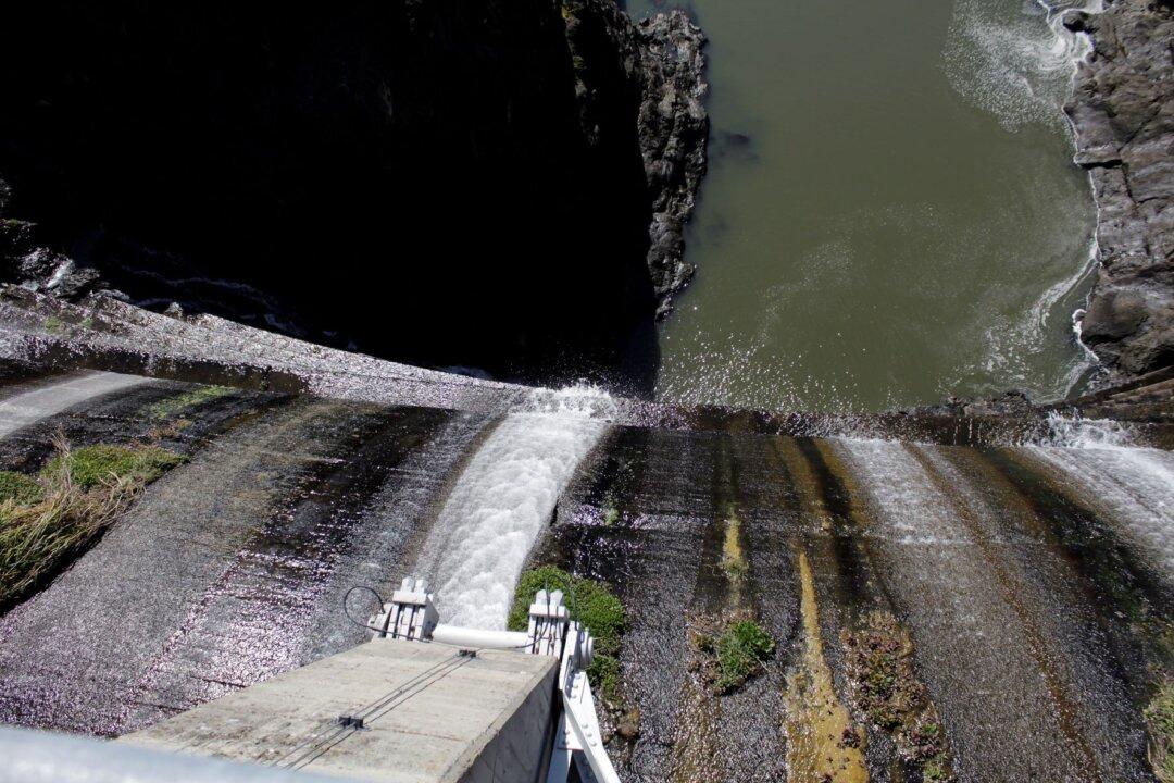 California County Declares State of Emergency Over Dam Removals on Klamath River