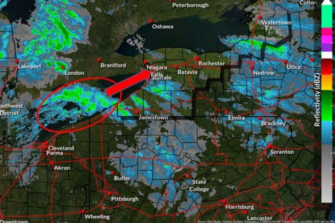 State of Emergency Declared in NY Ahead of Storm That Could Dump 6 Feet of Snow