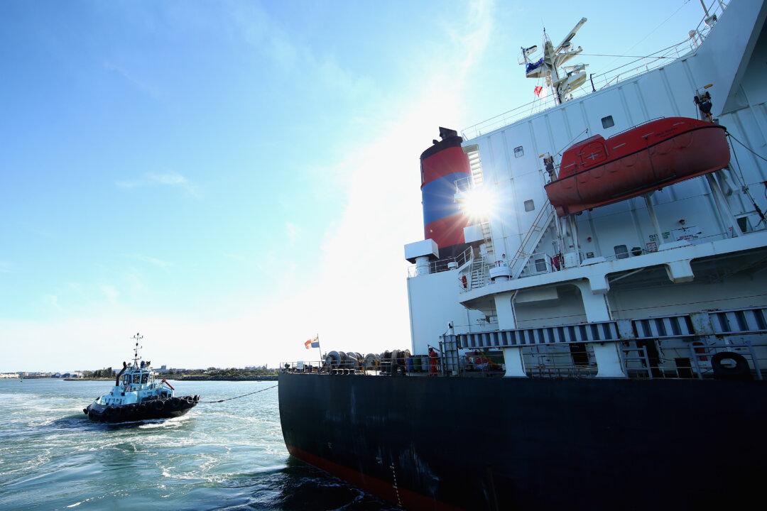 Australian Economy Dodges Near Crisis After Major Industrial Action Averted