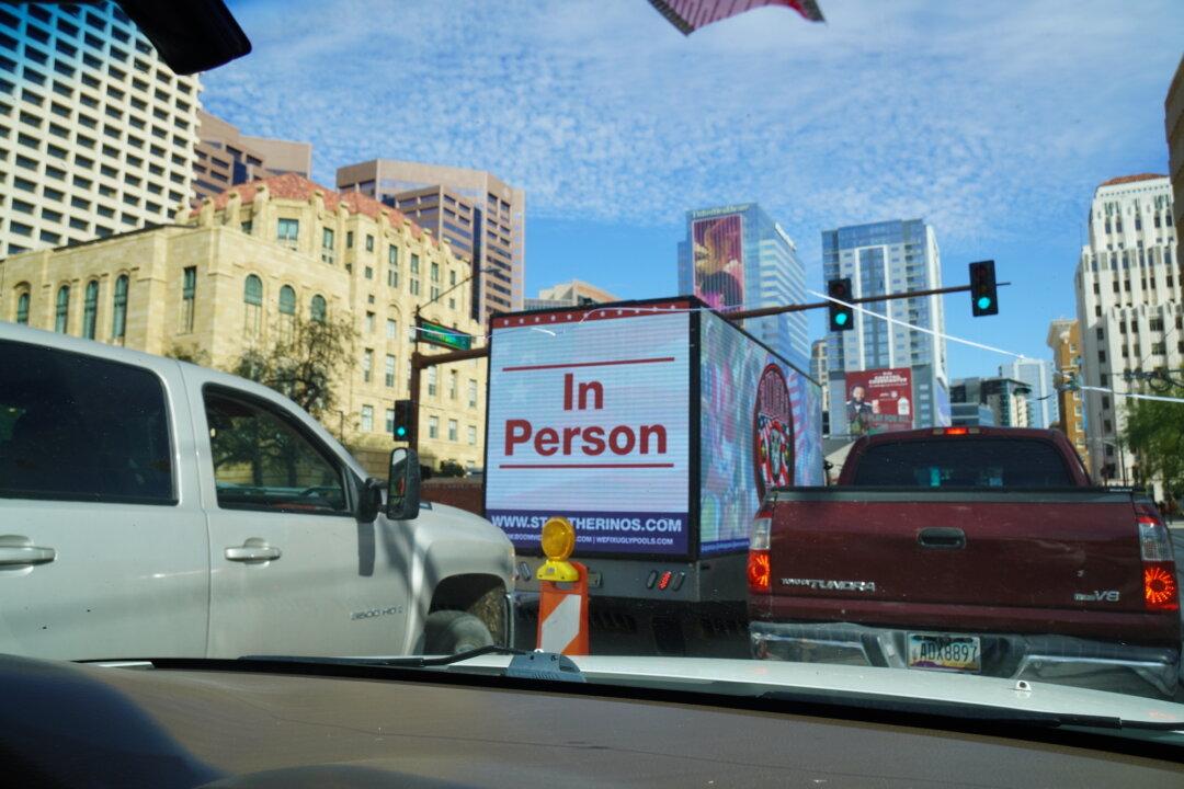 Arizona Convoy Honks for Freedom With Calls for New Maricopa County Election