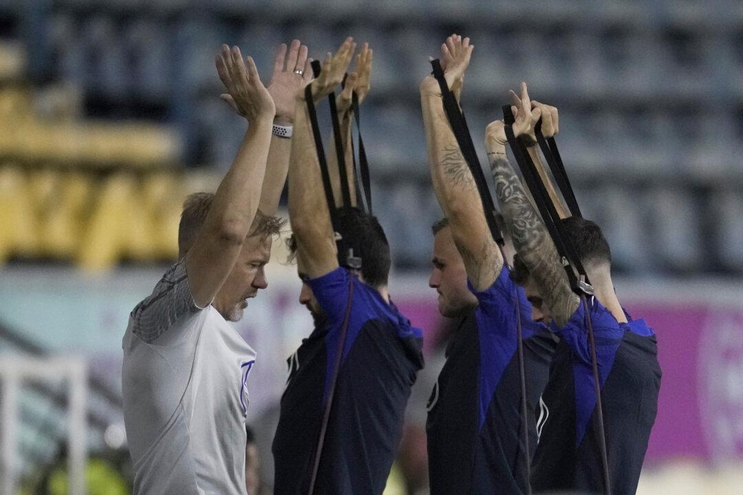 US Battles Injuries, Idleness Ahead of World Cup Opener