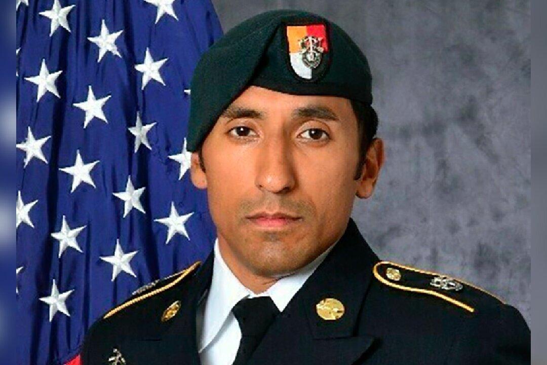 Navy SEAL Wins Appeal of Sentence in Soldier’s Hazing Death