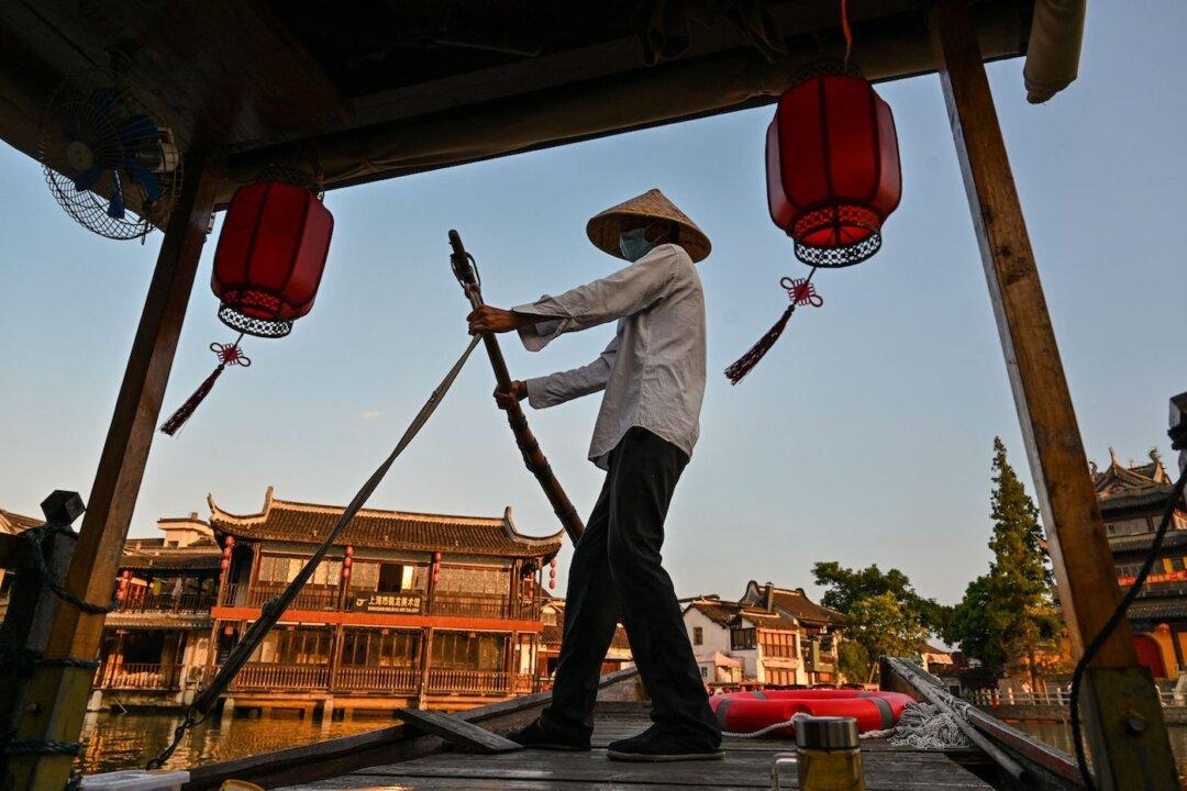 Travel Guide Giant ‘Lonely Planet’ to Stop Publishing Monthly China Magazine