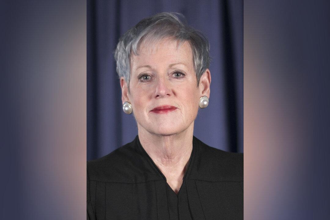 GOP-Nominated Ohio Chief Justice Exits State Supreme Court