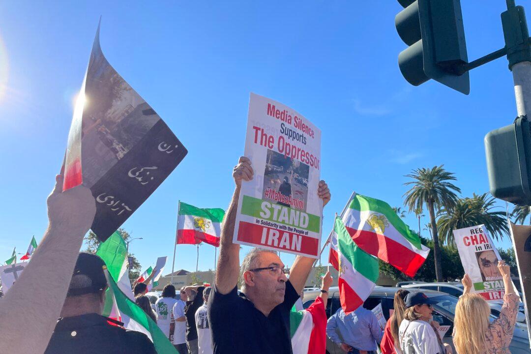 Orange County Iranians Join Forces to Amplify Voices in Iran