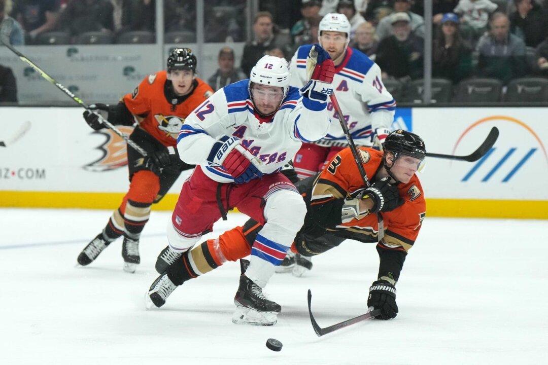 Ducks Nip Rangers for First Regulation Win of Season