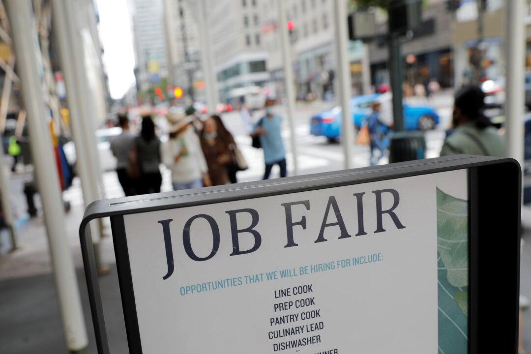 Strong Jobs Report Revives Fears of Inflation and More Aggressive Fed
