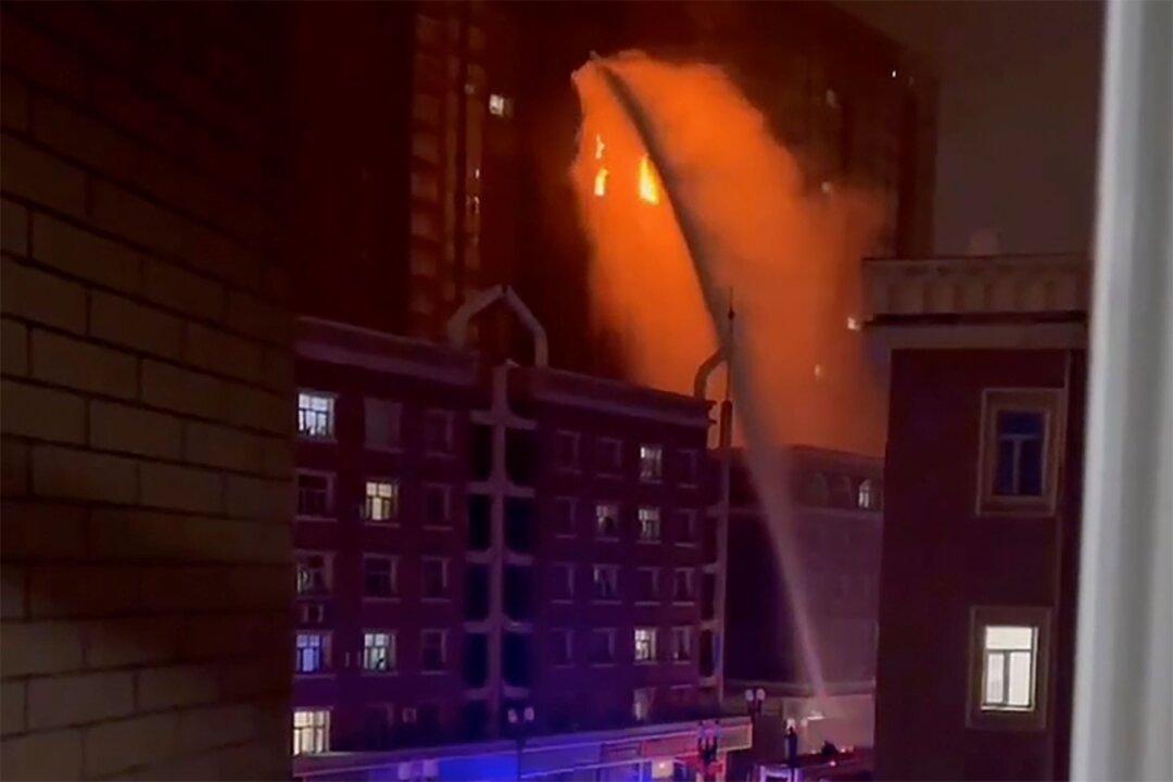 At Least 10 Killed in Apartment Fire in Northwest China’s Xinjiang