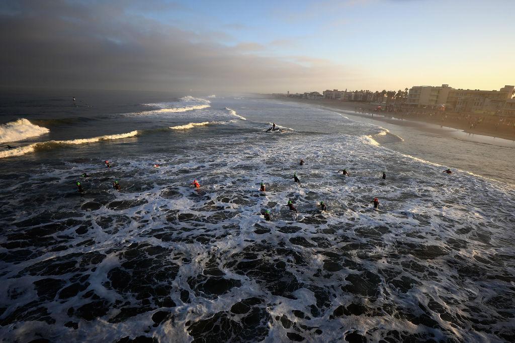 2 Drown When Panga Boat Capsizes Off Imperial Beach