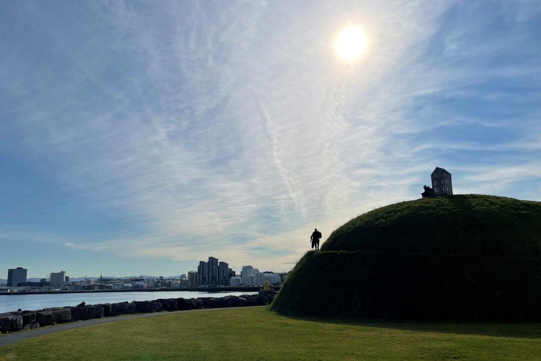 A Day on Reykjavik’s Old Harbor
