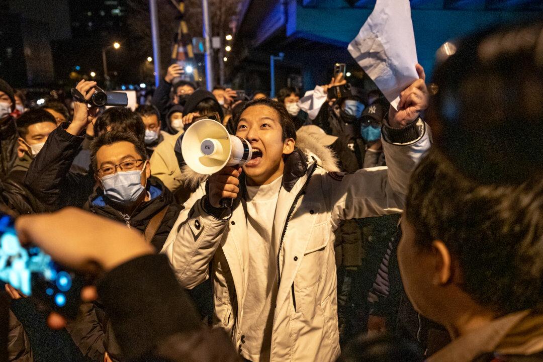 Mass Defiance in China Shows Populace Fed Up With Communist Control