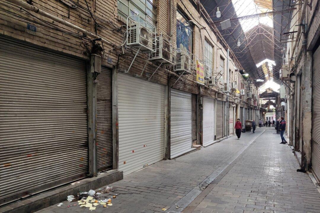 Iran Protesters Call for Strike, Prosecutor Says Morality Police Shut Down