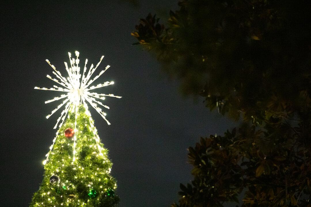 City of Orange Kicks Off Holiday Celebrations