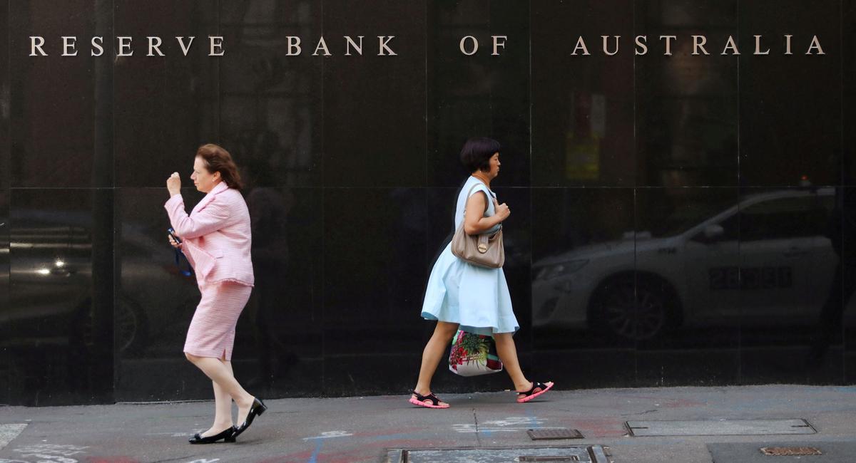Reserve Bank Urged to Adapt After US Fed’s Aggressive Interest Rate Reduction