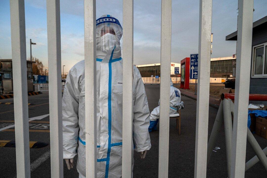 ‘Big White’ Lockdown Enforcer Tells of China’s Pandemic Corruption