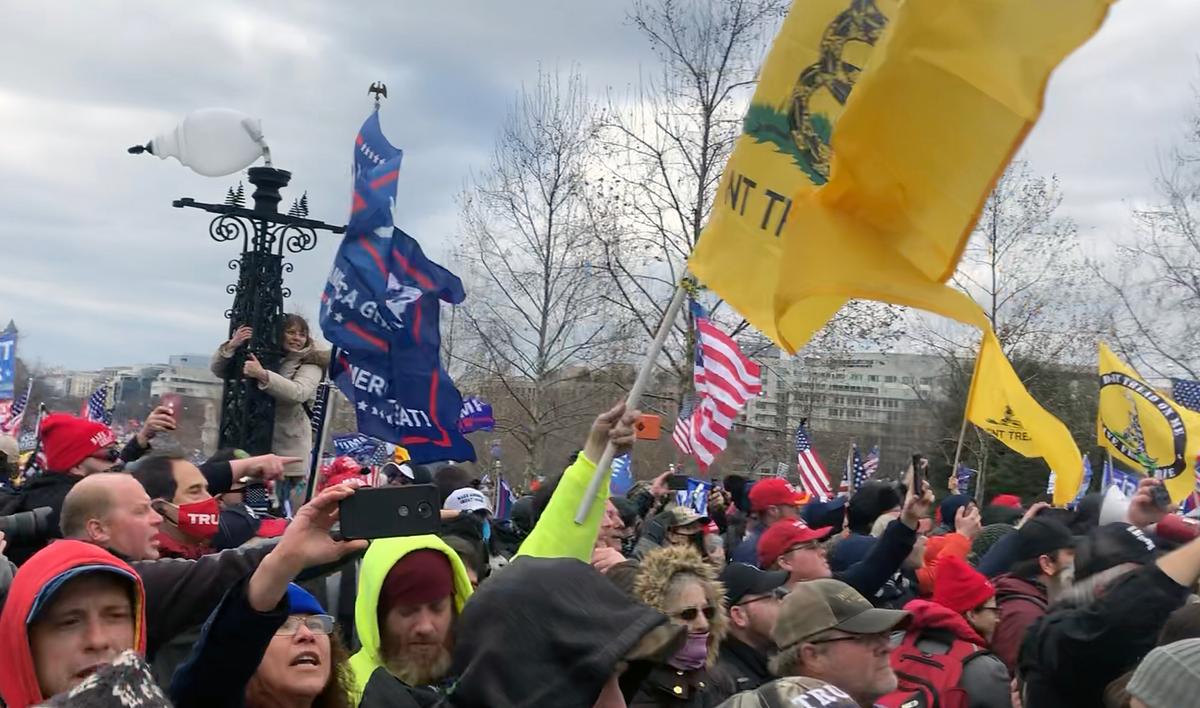 FBI’s 4-Acre Geofence Dragnet at the US Capitol on Jan. 6 Violated Fourth Amendment, Defense Attorneys Contend