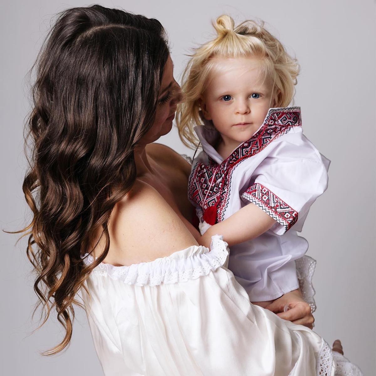 David with his mom. (Courtesy of @astrellaphotography via <a href="https://www.instagram.com/tetiana_doronina/">Tatiana Doronina</a>)