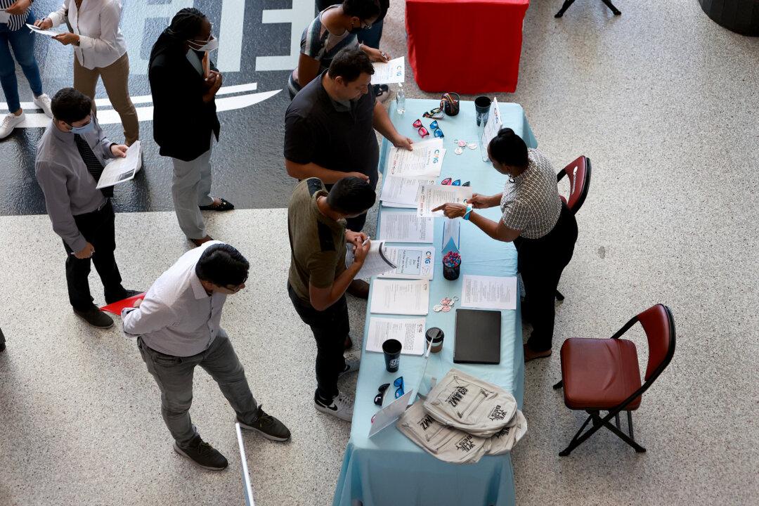 Job Openings Unexpectedly Rose, While Demand for Tech Workers Fell in December