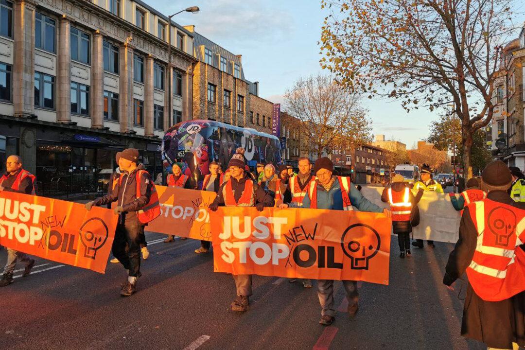 Government Gives Police New Powers to Tackle Just Stop Oil Slow-Walking Protests