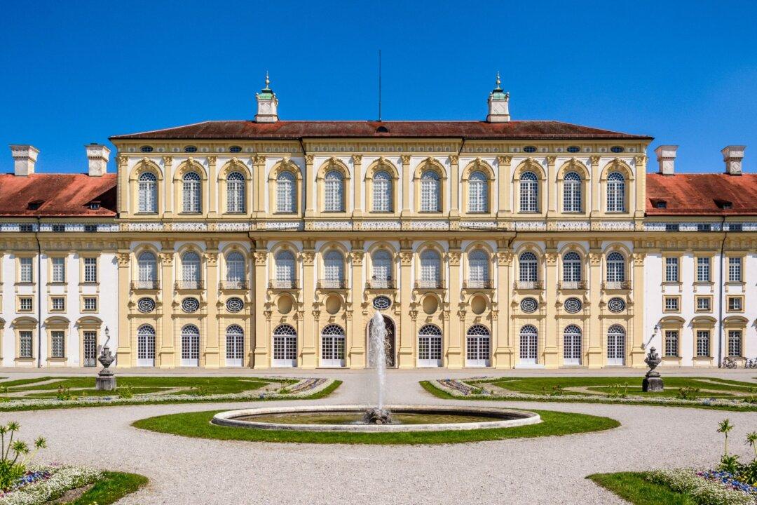 Schleissheim: 3 Stately Residences in 1