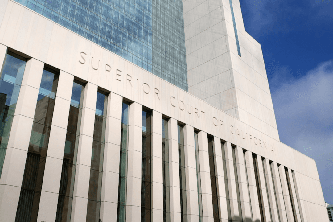 Longtime San Diego Attorney Dies After Collapsing in Court