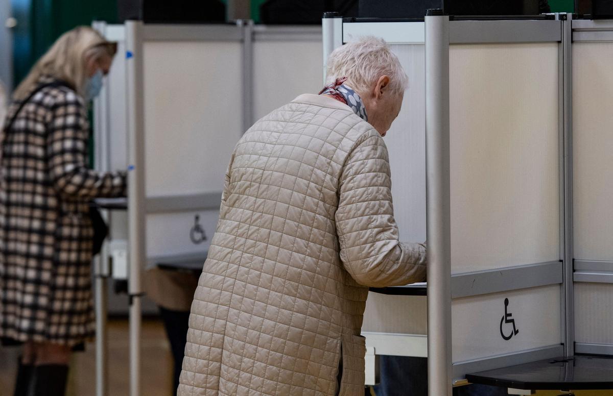 Vote Recount Flips Massachusetts Midterm Race From Republican to Democrat by 1 Vote