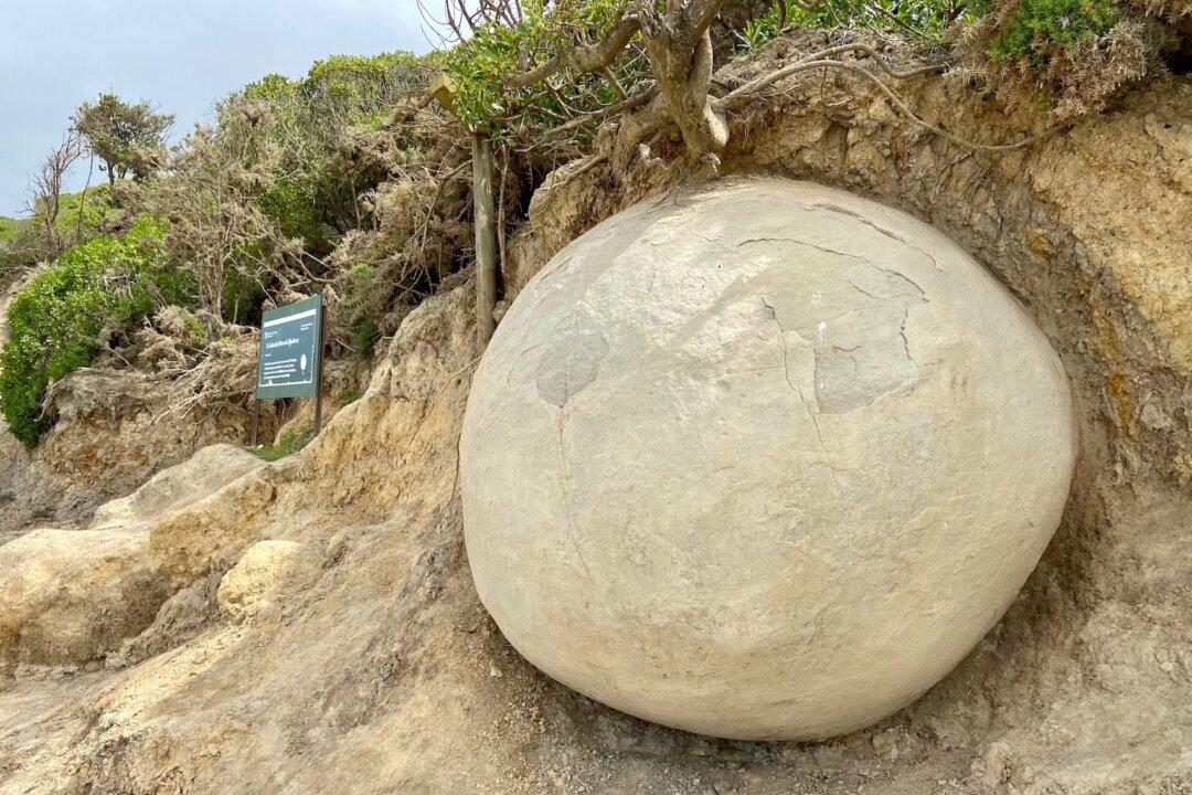 New Zealand’s Mysterious Stone Spheres Continue to Captivate